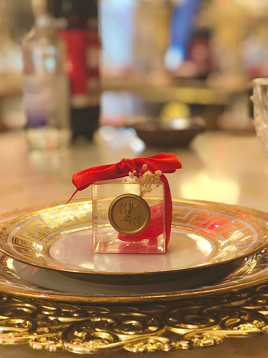 40 WEDDING FAVOURS (RED)